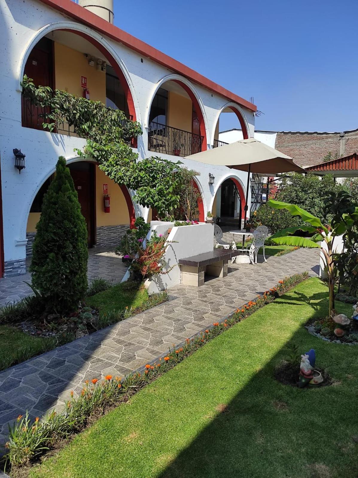 Hotel Casa Baraquel 2*